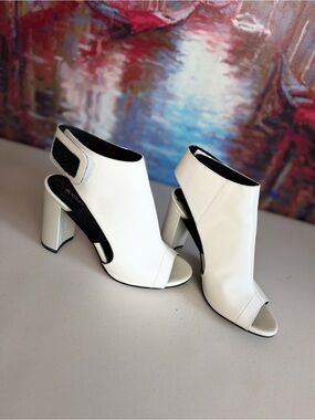 RUDSAK White Leather Open-Toe Ankle Block Heel Boots